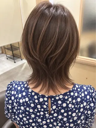 ミディアム 久木原 ゆりのヘアスタイル