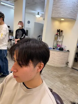 メンズ 呉屋 俊介のヘアスタイル