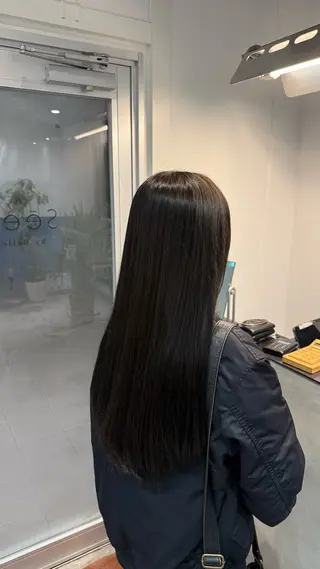 ロング カラー にいな/ 縮毛矯正/カラー☘️のヘアスタイル