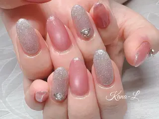 ネイル 芦辺 香奈のネイルデザイン