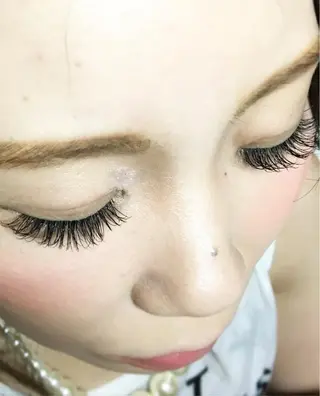 マツエク・マツパ brille ~eyelash~のヘアスタイル