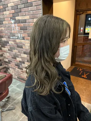 カラー Joule 銀座のヘアスタイル