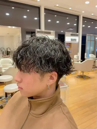 ショート パーマ CUTS 東尾道/ 市川聖也のヘアスタイル