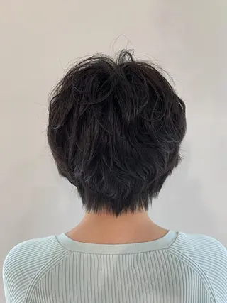 ショート カラー パーマ ヘアアレンジ 加藤 綾華のヘアスタイル