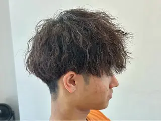 ショート センターパート 韓国ヘア・綾也のヘアスタイル