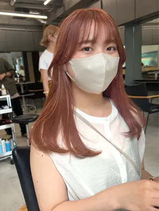 ミディアム カラー sakoda shunkiのヘアスタイル