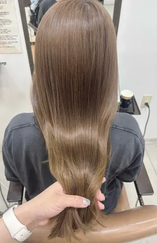 セミロング カラー 頭皮×髪質改善 透明感カラー💎中村のヘアスタイル
