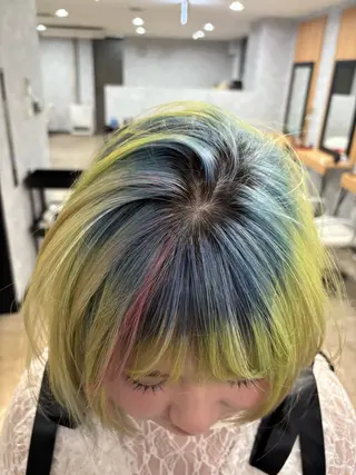 ショート カラー 🌐NATSUMI 🌐【寒色カラー】のヘアスタイル