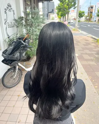 ロング カラー RuLaN AMIのヘアスタイル