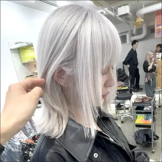 ミディアム カラー 圧倒的なケアブリーチ /髪質改善🩵松田のヘアスタイル