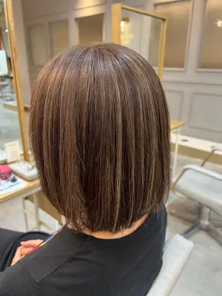カラー 津田 幸穂のヘアスタイル