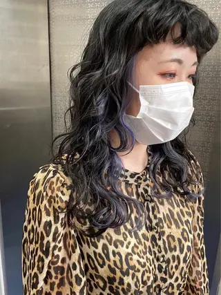 カラー white.梅田 デザインカラー🦄のヘアスタイル