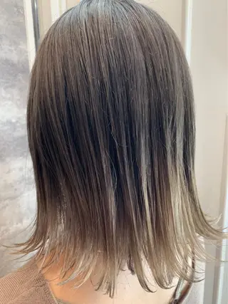 ミディアム カラー 🫟Blanco🫟 Color&Careのヘアスタイル
