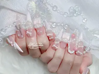 ネイル 🎀Reina🎀 長さ出し新宿のネイルデザイン
