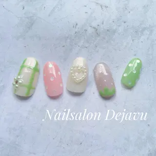 ネイル Nail salon Dejavu 🌿のネイルデザイン