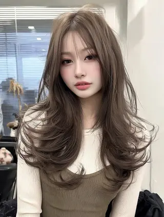セミロング ヘア＆アイまつげ🪽 パーマ🎀秋山 沙有のマツエク・マツパデザイン