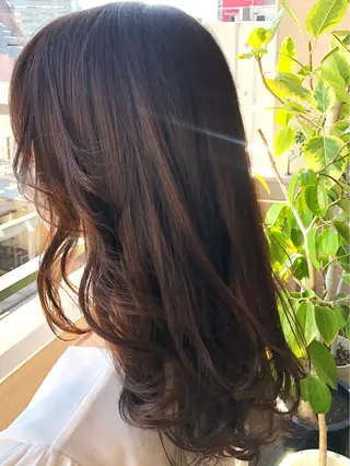 ロング カラー 努島 樹のヘアスタイル