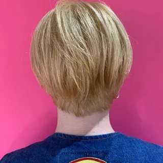 ショート カラー メンズ ウルフ、レイヤー 、メンズカットSHOのヘアスタイル