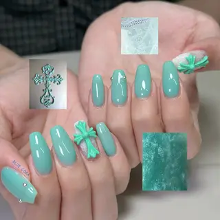 ネイル BLUE CORAのネイルデザイン