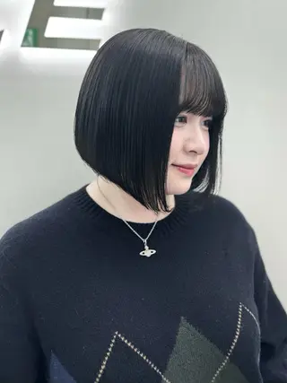 ショート カラー ヘアアレンジ 縮毛矯正🤍 ボブ/ HIKARIのヘアスタイル