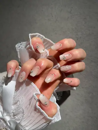 ネイル I-nailロング /ワンホン/キラキラのネイルデザイン