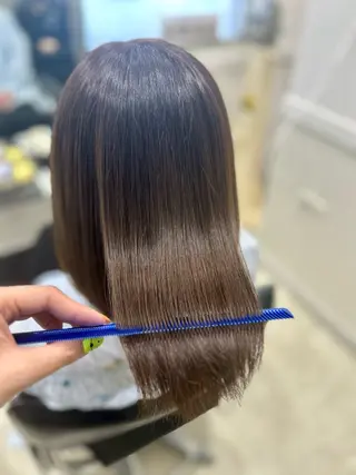 ミディアム カラー 岩倉 諒のヘアスタイル