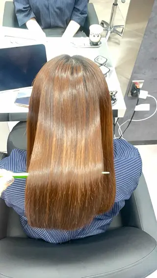 ロング CYNTHIADUE 店長| IRISUのヘアスタイル