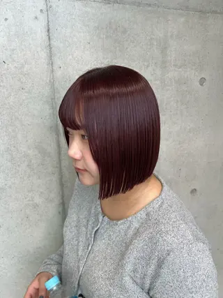 ショート カラー ヘアアレンジ ボブ艶モテカラー🫧 カリンのヘアスタイル