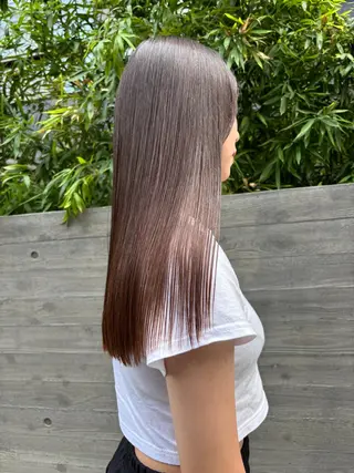 ロング カラー KINI 髪質改善＆艶髪のヘアスタイル