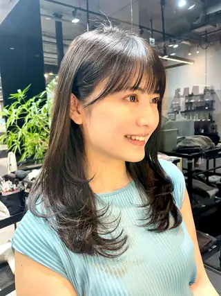 ロング 小田 桜のヘアスタイル