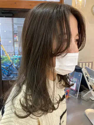 ミディアム 金子 歩実のヘアスタイル