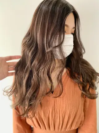 ロング カラー レイヤーカット 赤み消し　店長/大和のヘアスタイル