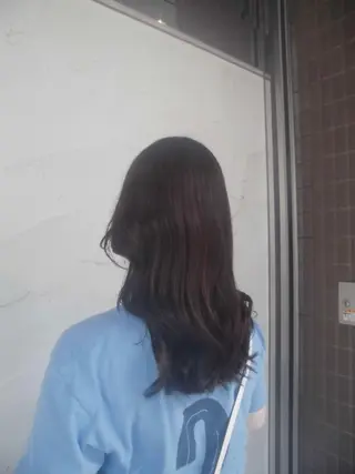 ロング カラー 三浦 瑠音のヘアスタイル