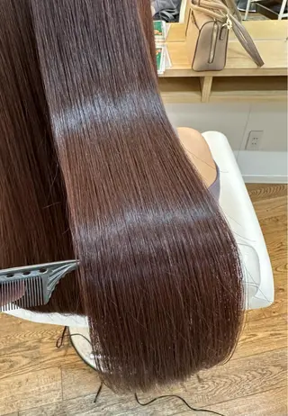 ロング カラー テクニカルディレクタ ー葛西凌大のヘアスタイル