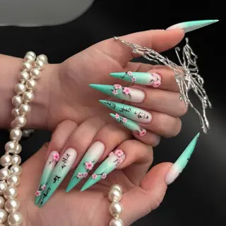 ネイル Umee Nailのネイルデザイン