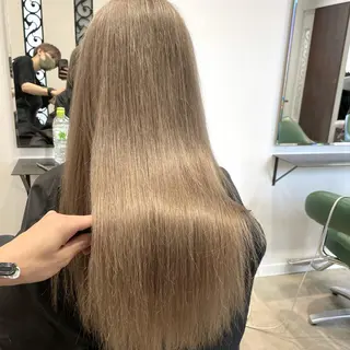 ロング カラー ヘアアレンジ 🧸ハイトーン🧸 ゆっきー🧸のヘアスタイル