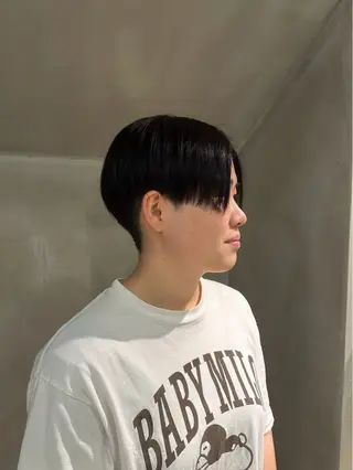 ショート mei🪽 カラー/パーマモデルのヘアスタイル