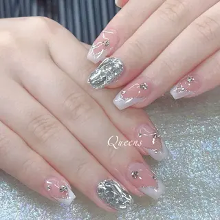 ネイル Queens 榊 まおのネイルデザイン