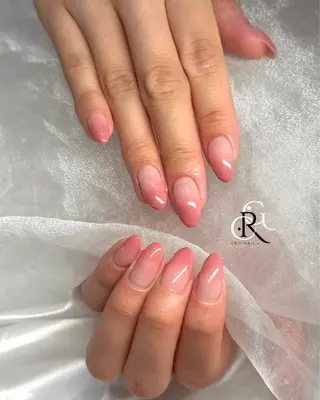 ミディアム CRGNAIL EMIRIのネイルデザイン