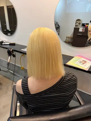 ミディアム カラー LUCK ユナのヘアスタイル