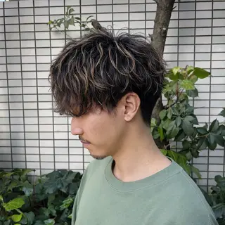 ミディアム カラー メンズ 山本 陸央のヘアスタイル