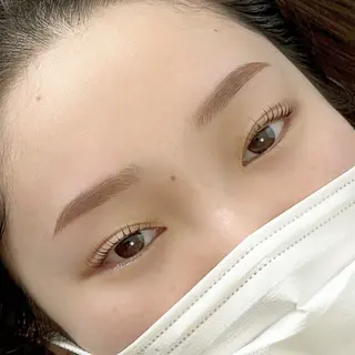 キッズ マツエク・マツパ 稲嶺 美華のエステ・リラクイメージ