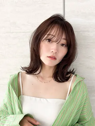 ミディアム 💖ボブ/縮毛矯正 顔周りレイヤー/ユイのヘアスタイル