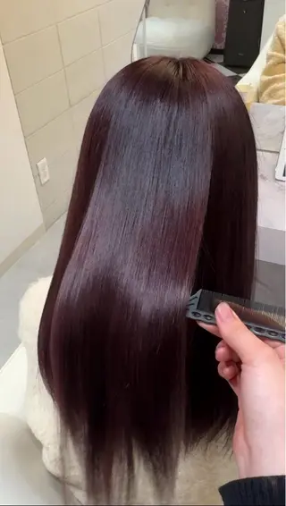 ロング カラー 赤木 雅のヘアスタイル