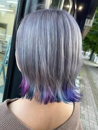 ミディアム カラー オノ アカネのヘアスタイル