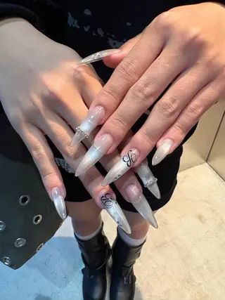 ネイル 🧁WOLTOKYO 池袋🧁momokaのネイルデザイン