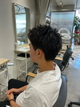 ショート 透け感ベージュ /ミハルのヘアスタイル