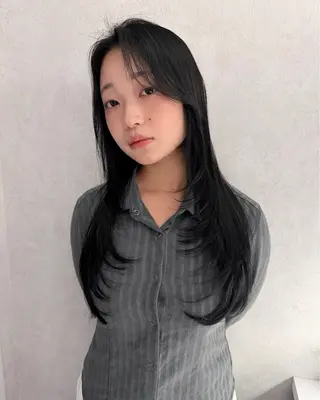ロング カラー レイヤーカット 韓国ヘアayameのヘアスタイル