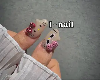 ネイル I-nailロング /ワンホン/キラキラのネイルデザイン