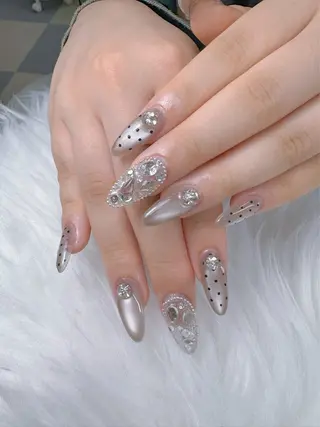 ネイル Lucky Nailのネイルデザイン